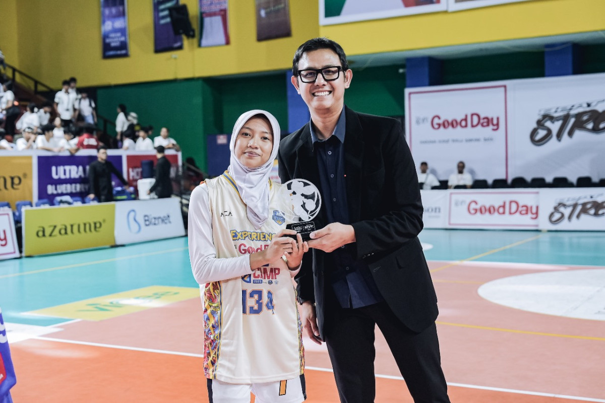 Komplet! Revina Apriliyani Tutup Musim Terakhirnya dengan Gelar Juara ...
