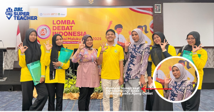 DBL Super Teacher: Rusneni Husen, Hidupkan Talenta Bahasa Indonesia di Halmahera