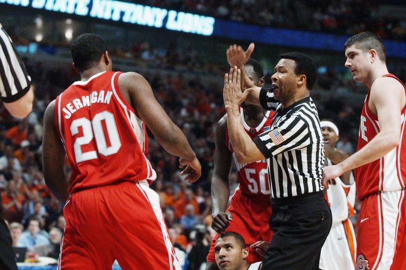 Technical Foul Dan Unsportsmanlike Foul Menurut FIBA DBL ID