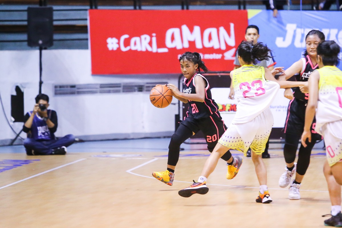 Siap Melangkah Duet Maut One Blitar Siap Kacaukan Pertahanan Foursda DBL ID Siap Melangkah Duet Maut One Blitar Siap Kacaukan Pertahanan Foursda DBL ID