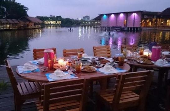 Lima Tempat Rekomendasi Bukber di Semarang Buat Rame-Rame