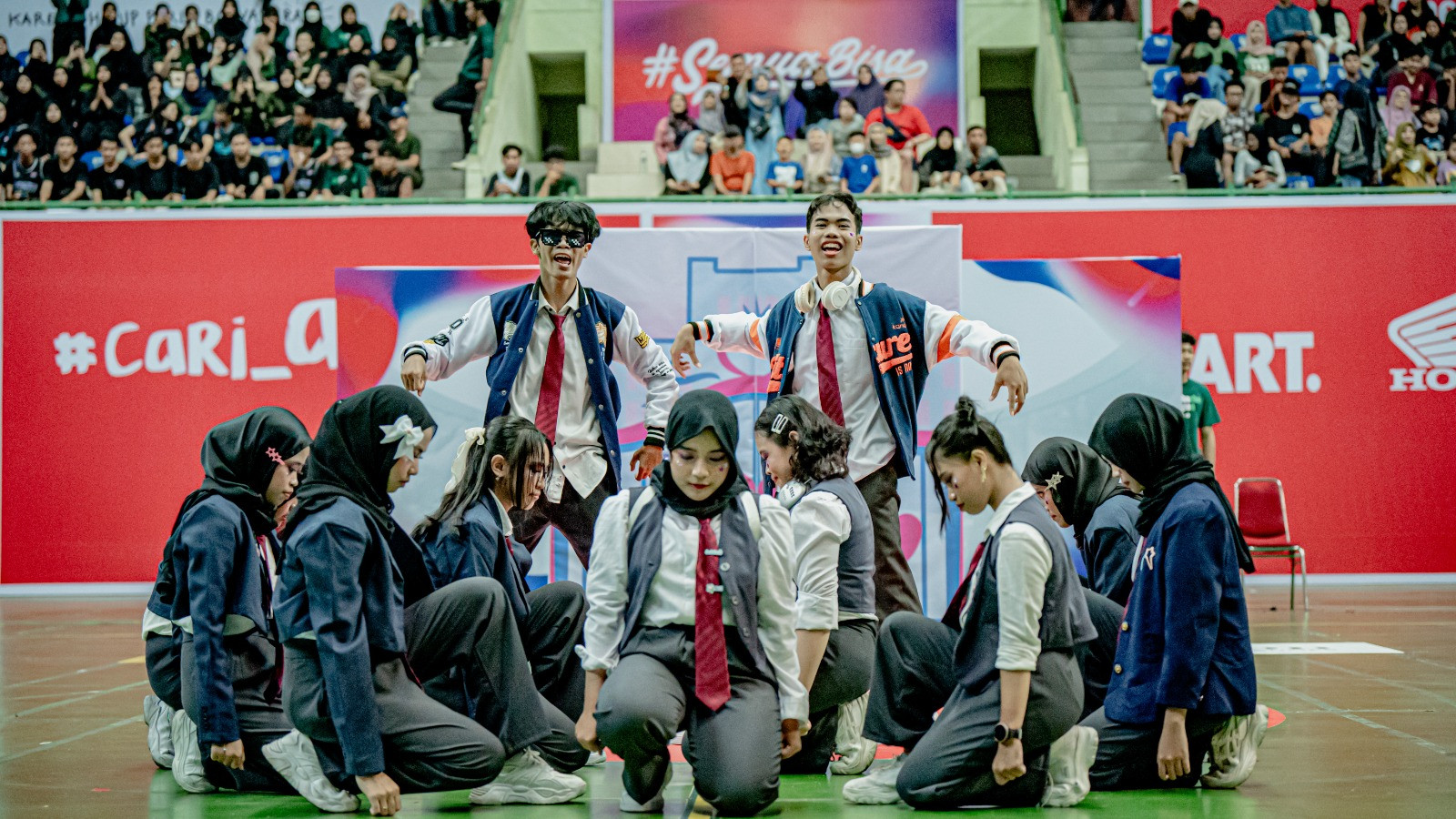 Dance - SMAN 5 Yogyakarta