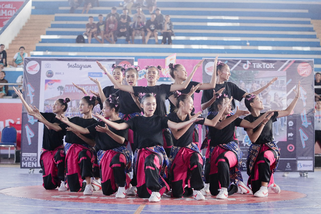 Day 1 - Dance SMAN 5 Kupang