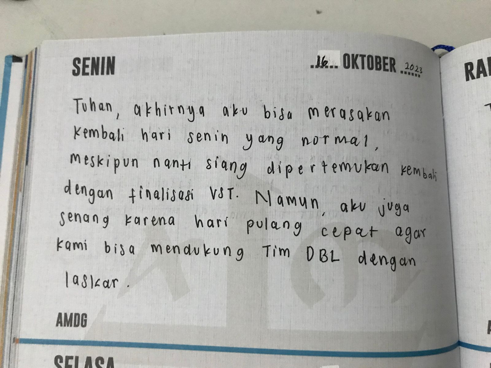 Buku Diary Genoveva Pasha Laskar Gonz DBL Jakarta