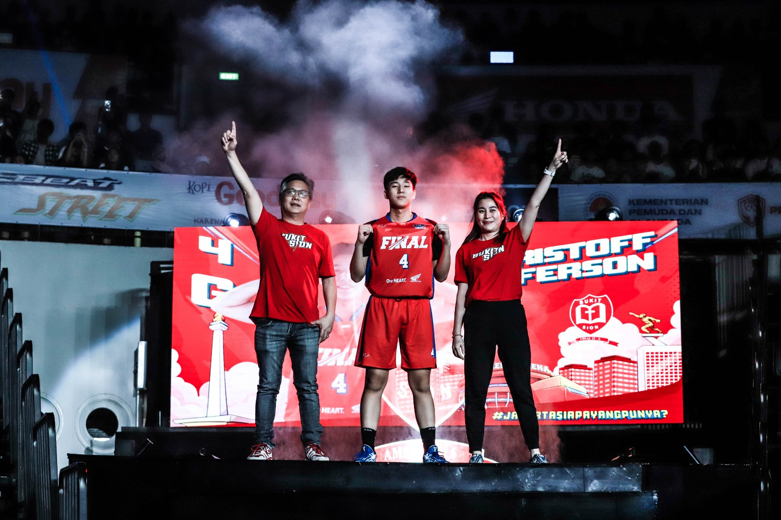 Pertunjukan Megah Final DBL Jakarta di Indonesia Arena