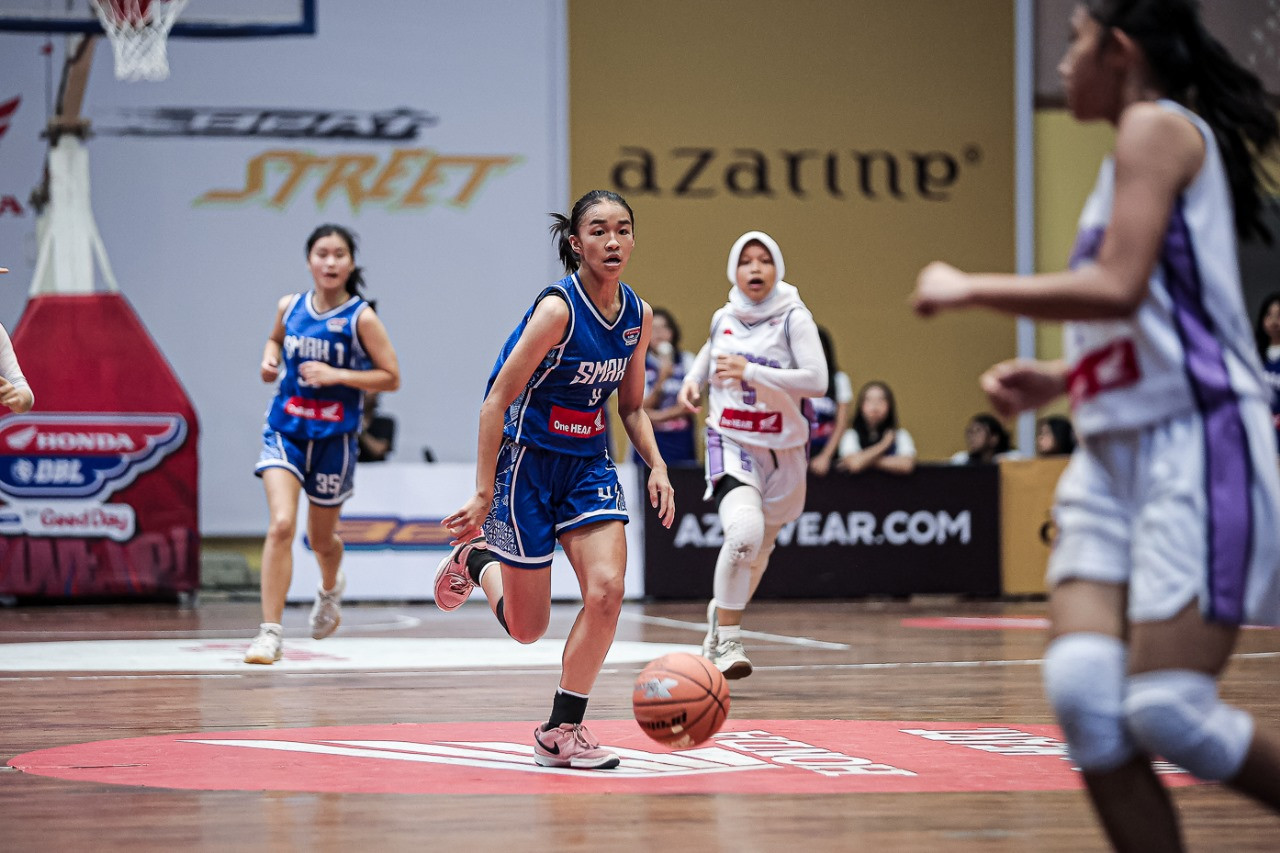 Chelsea Aurelia - SMA 1 BPK Penabur Bandung
