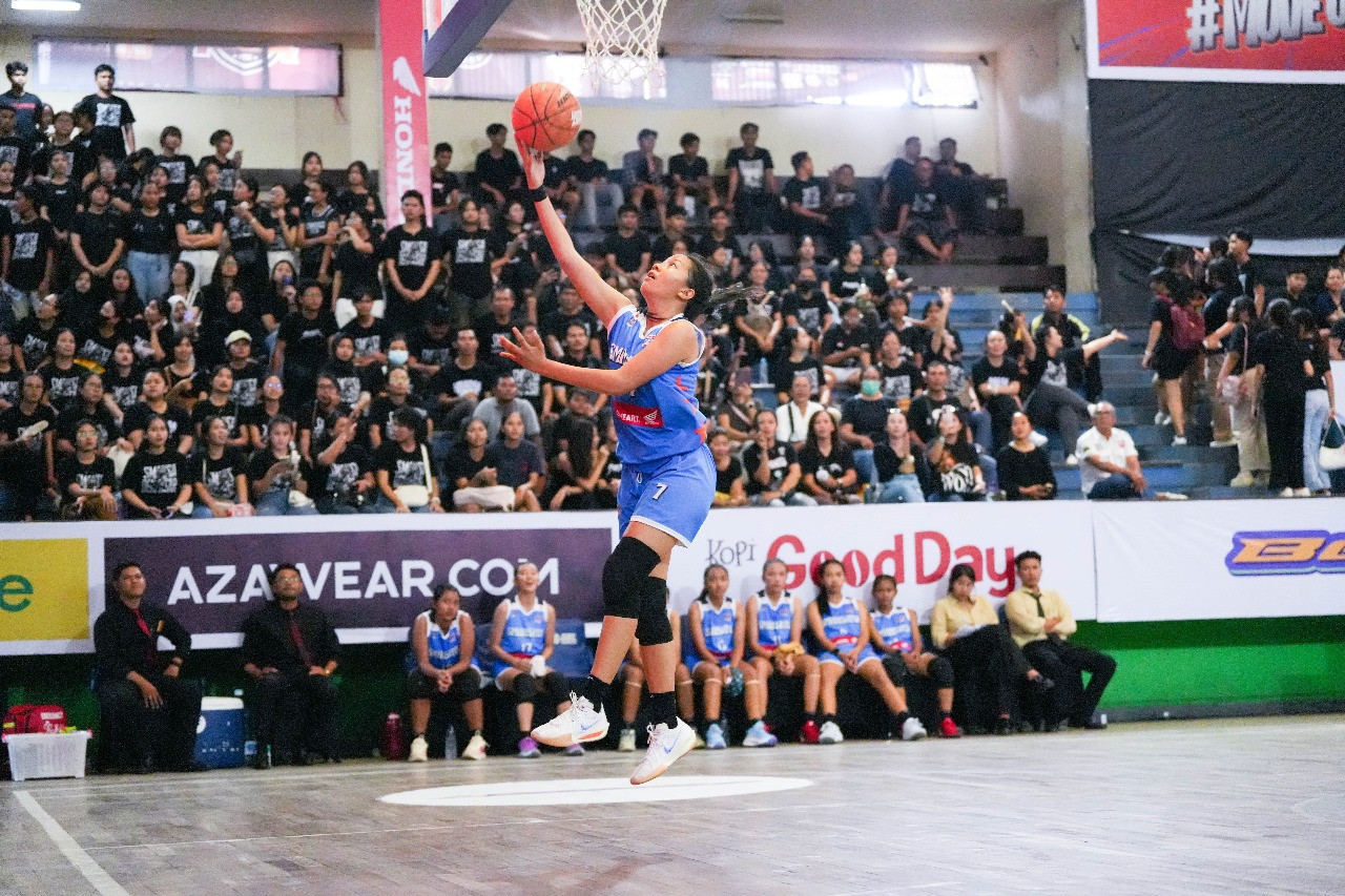 I Gusti Ayu Krisabella - SMAN 1 Denpasar