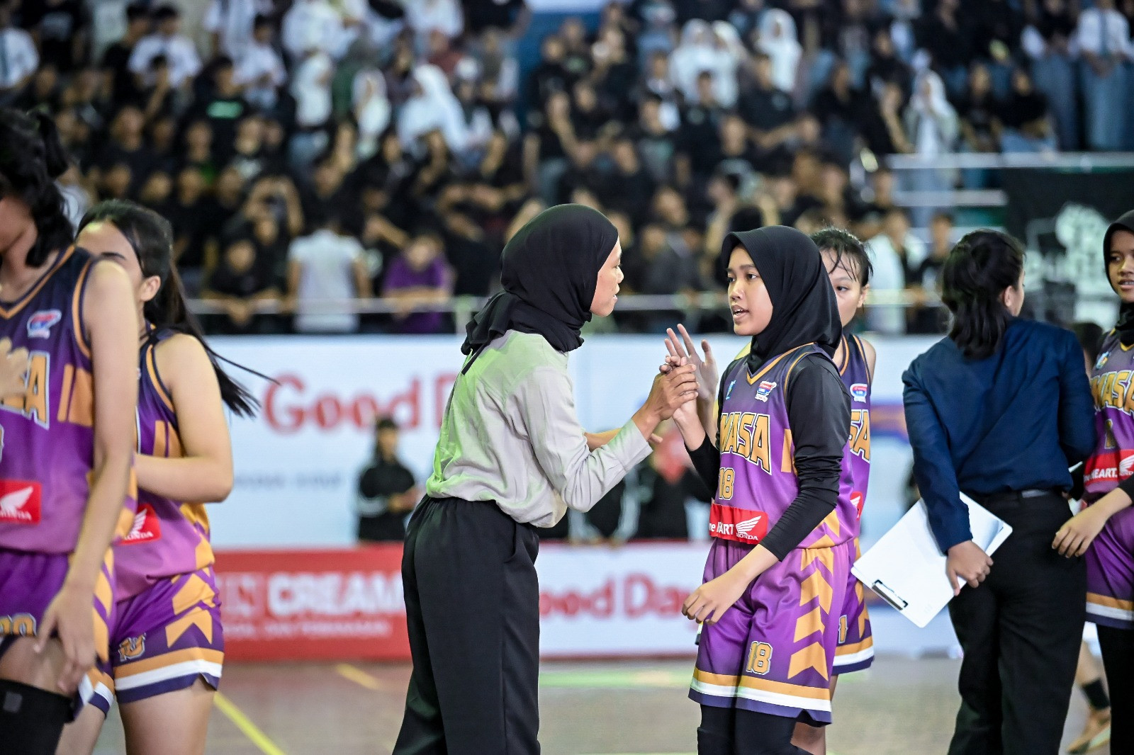 Jejak Perjalanan Melatih Mega Perdana, Kartini Masa Kini 