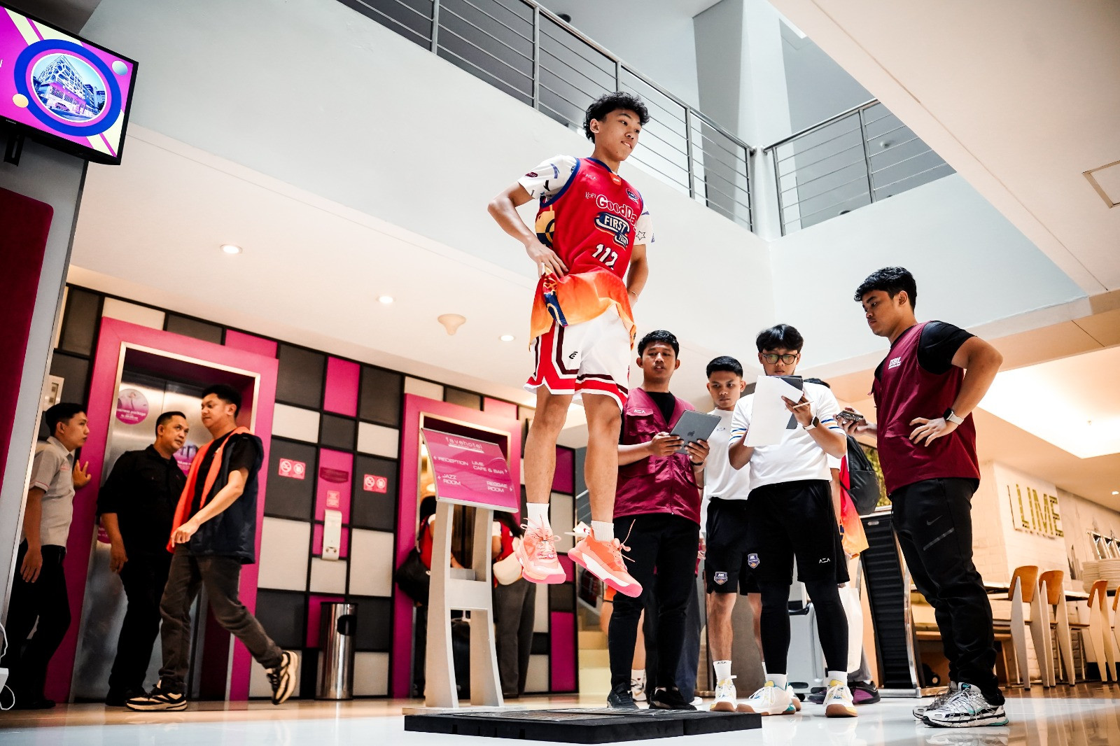 https://www.dbl.id/uploads/post/2025/04/28/Mendarat di Jakarta, 262 Campers Jalani Medical Check Up dan Measurement Test .jpg