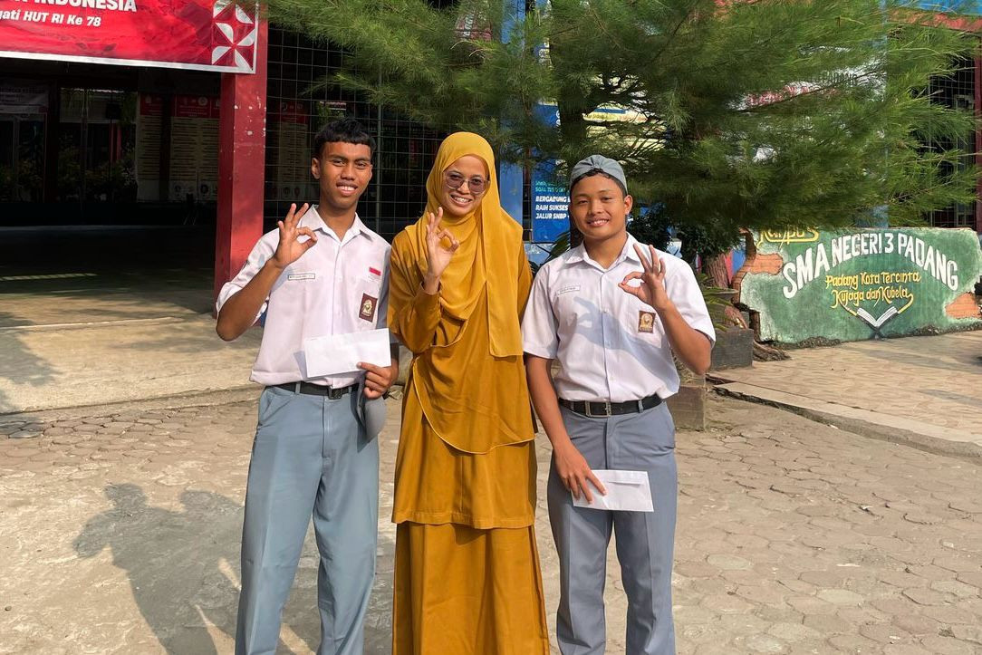 Melaty - SMAN 3 Padang