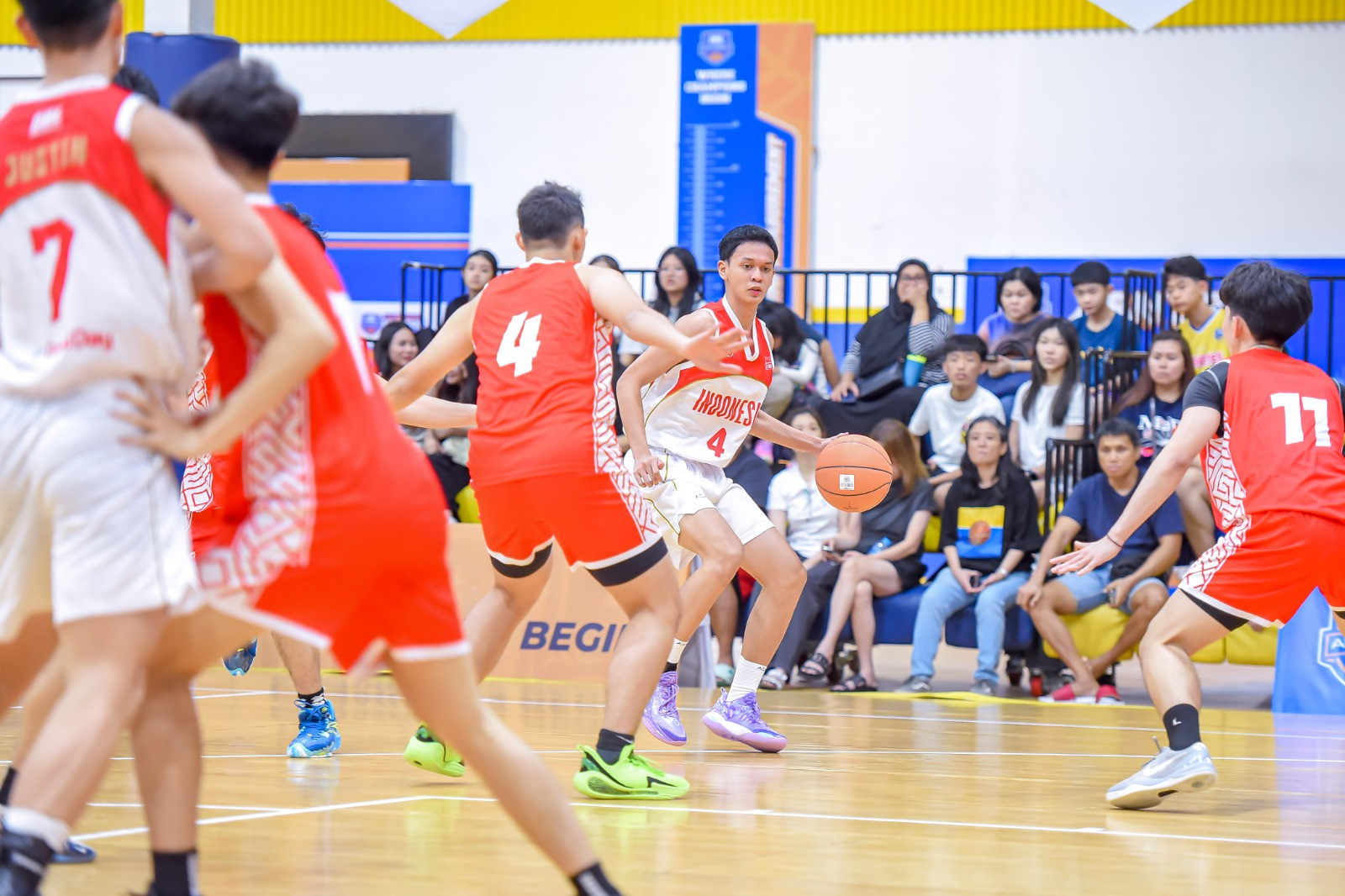 https://www.dbl.id/uploads/post/2025/05/22/Tim Putra DBL All-Star 2025 Kalahkan Ubaya di Laga Uji CobaA.jpg