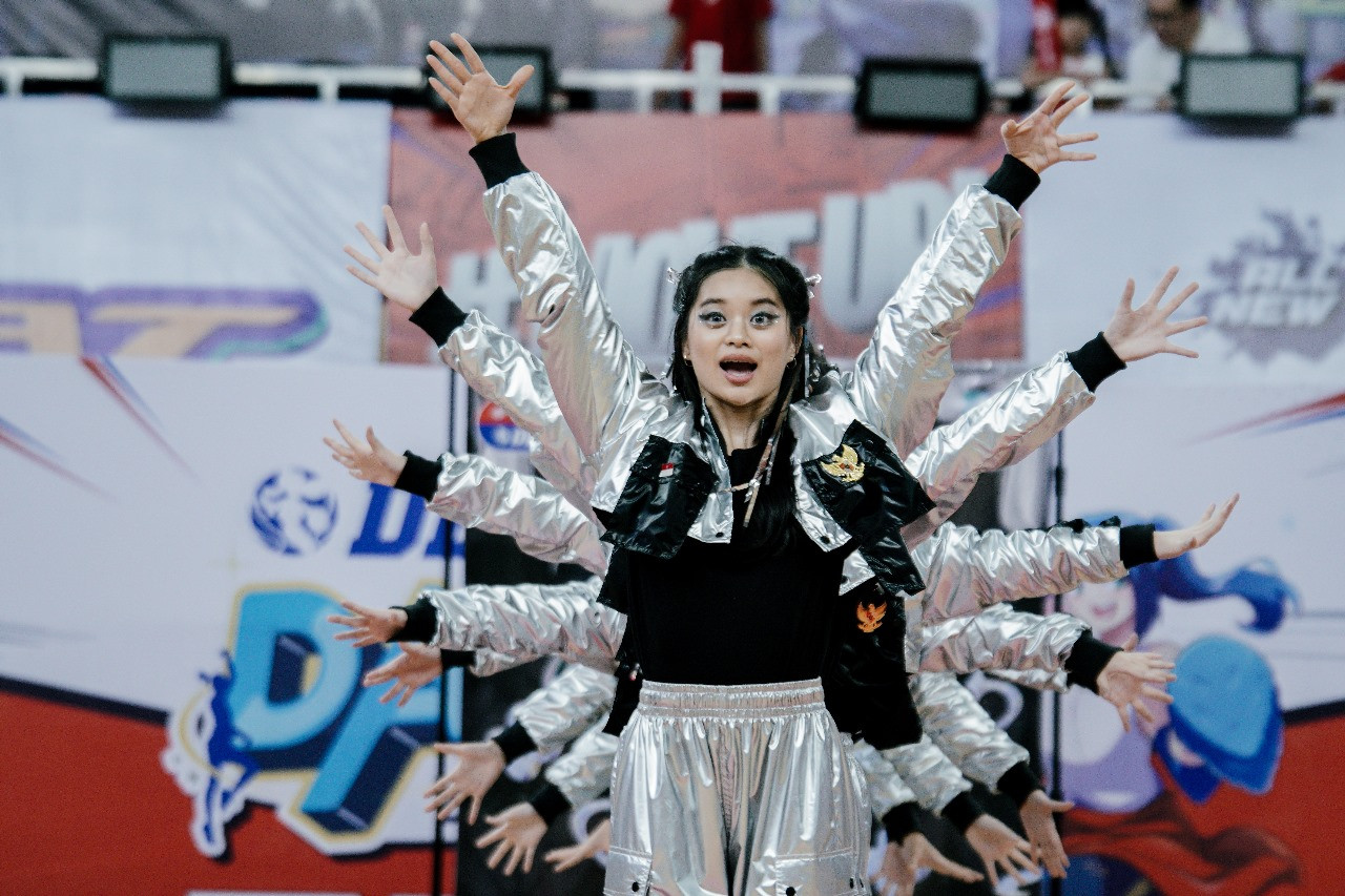 Tim Dance SMA Bina Bangsa School Pantai Indah Kapuk 