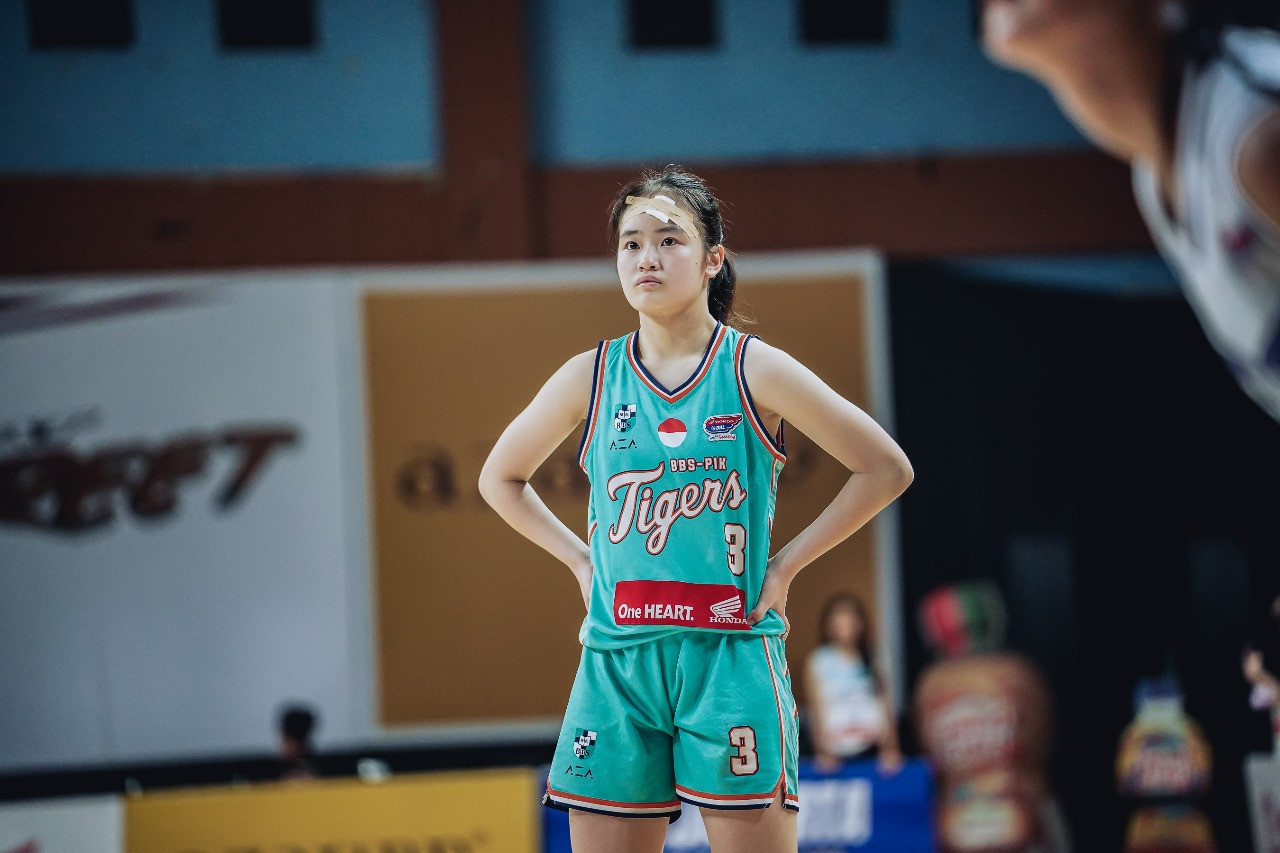 Jennifer Lowira - SMA Bina Bangsa School Pantai Indah Kapuk