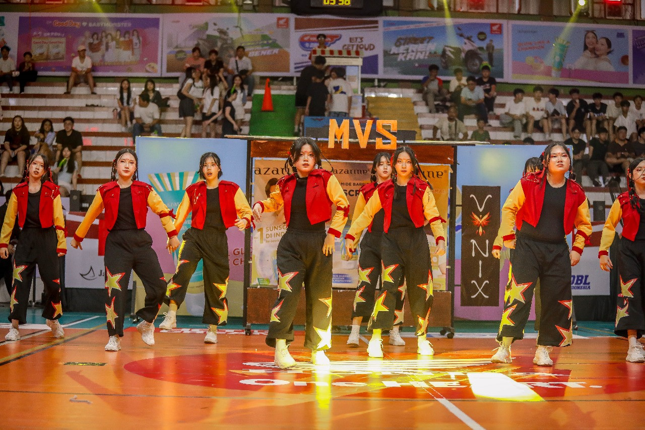 Tim Dance SMA Mahabodhi Vidya 