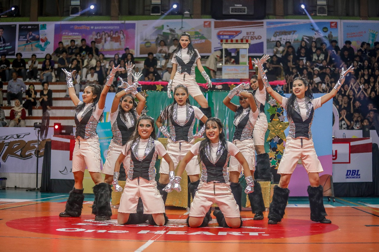 Tim Dance SMA Yadika 1 Jakarta