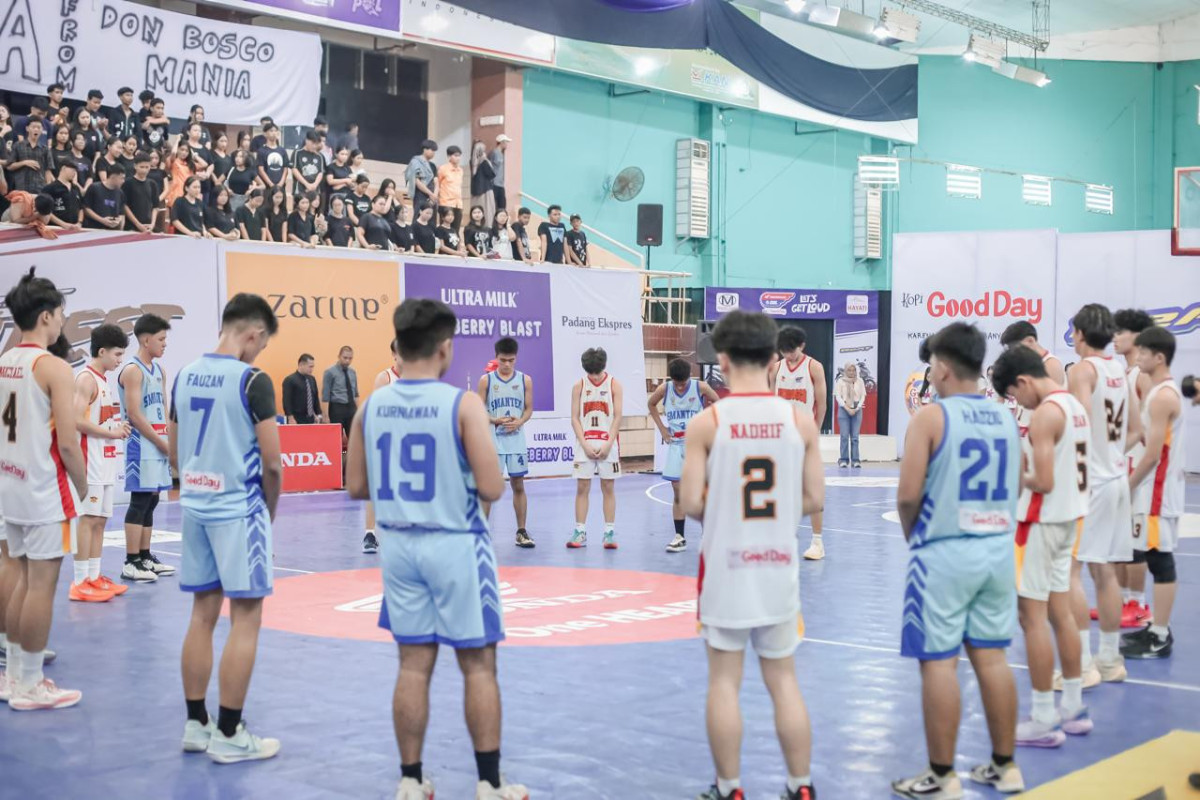 Laga sma don bosco padang versus sman 10 padang
