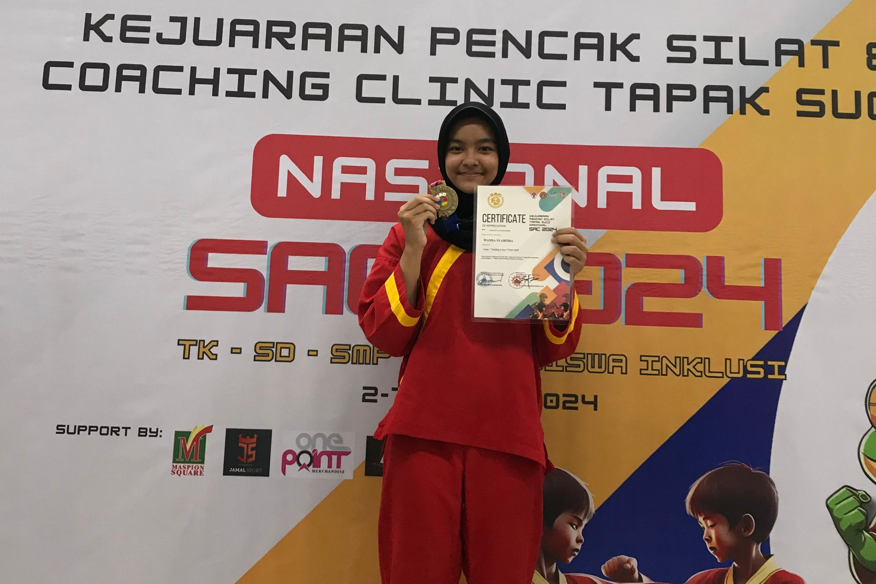 Momen ketika Wanda merengkuh gelar juara dalam olahraga tapak suci