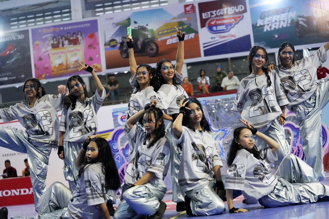 TIM DANCE SMAN 1 SELONG
