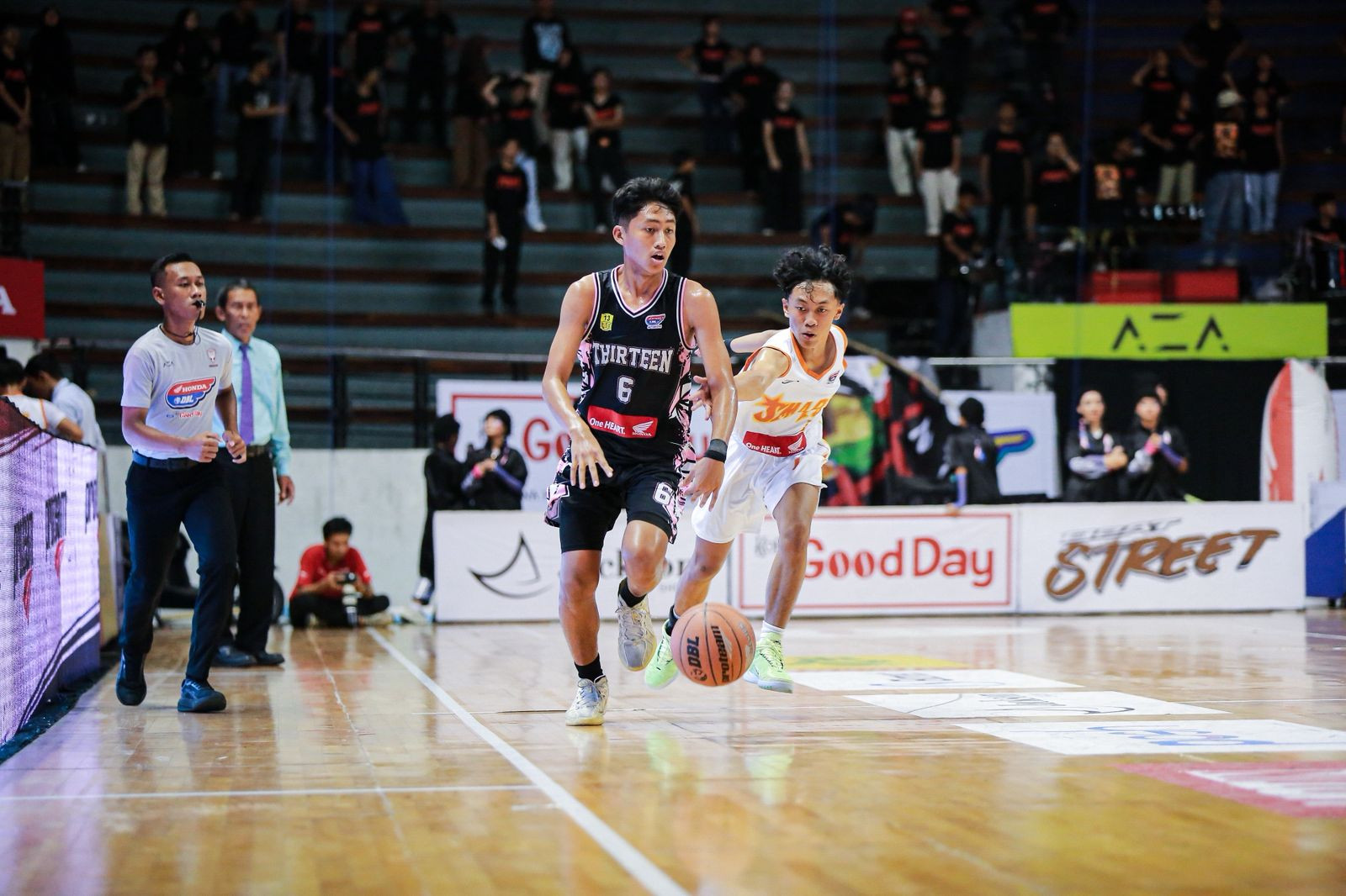 Lagi Jatuh Cinta, Daffa Mahesa Jadi Top Skor dan Bawa Thirteen Ke Round 2