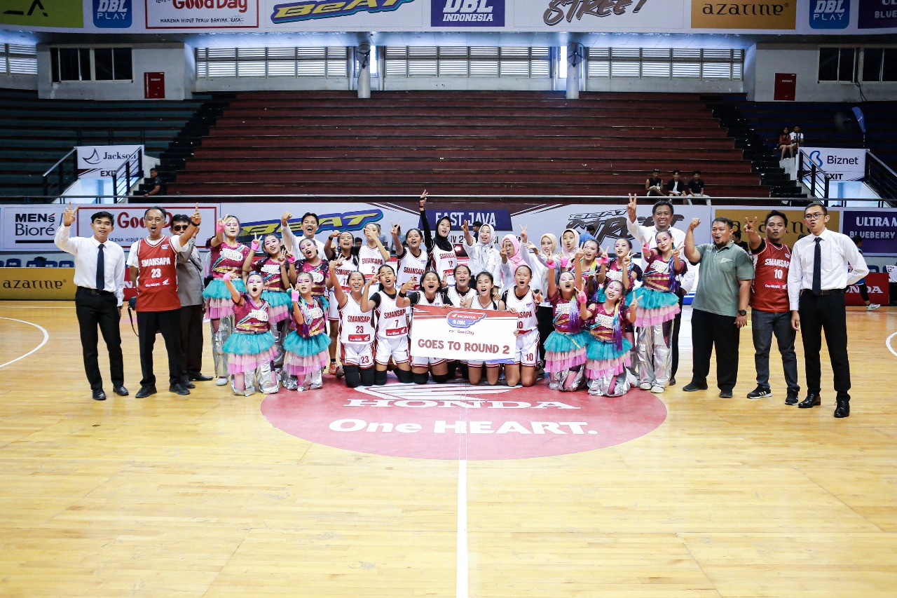 Anggun Dwi SMANSAPA Sebut Kehadiran Guru di DBL Arena Jadi Dukungan Terbesarnya