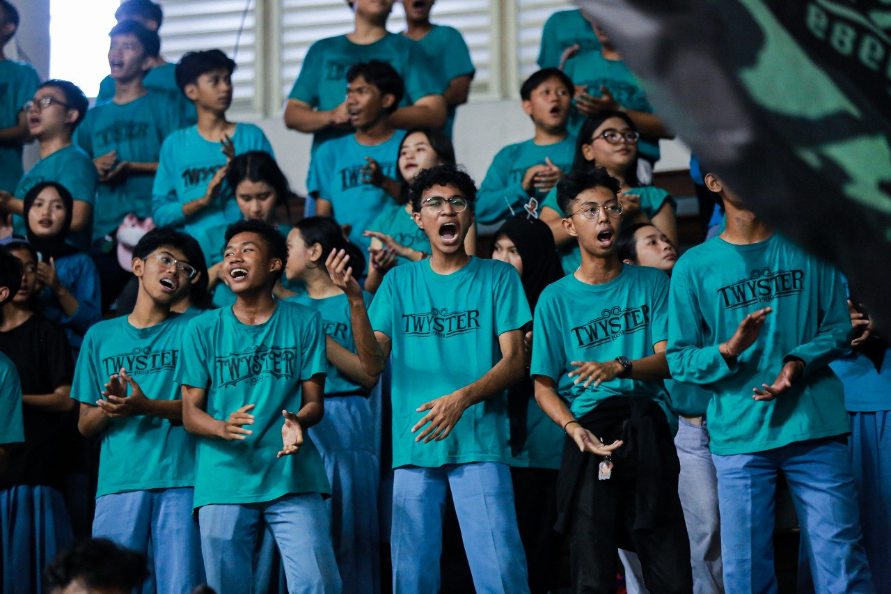 Bawakan Dua Korea di Dua Laga, Twyster Tunjukkan Totalitas Dukung Twenty 