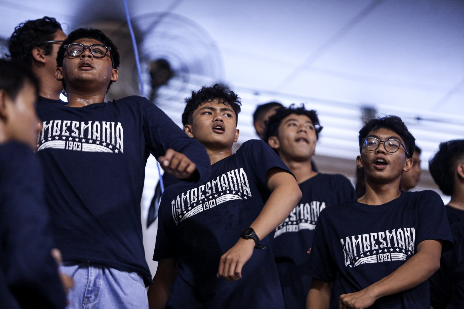 Bentuk dukungan Gambes Mania terhadap pemain di atas lapangan