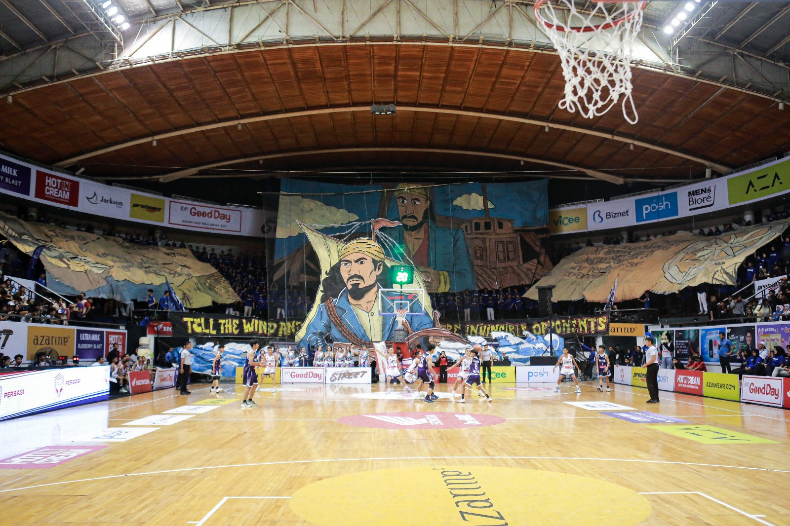 Koreografi kedua yang dimunculkan Castle Mania dan menggambarkan sosok pelaut