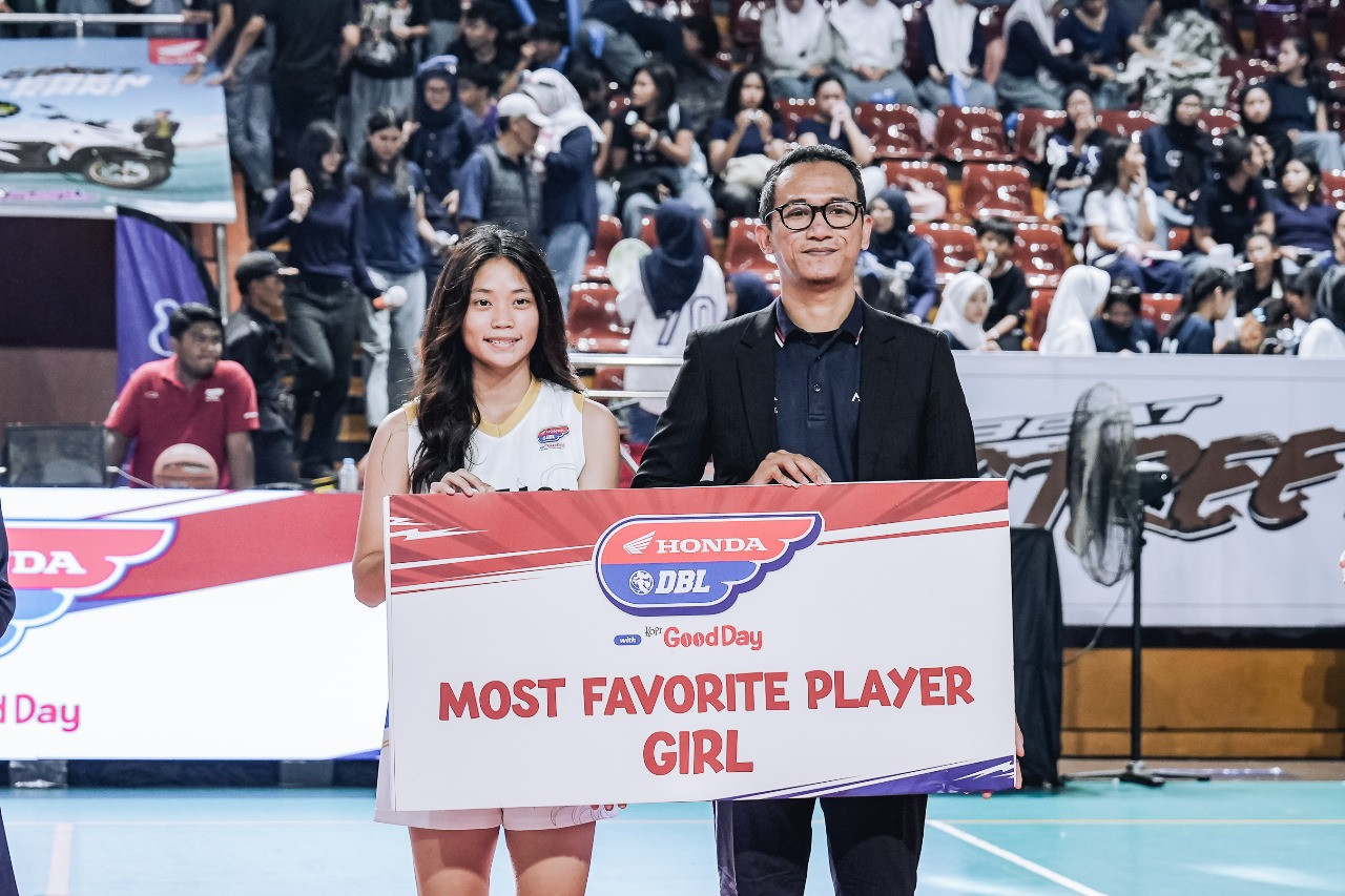 DBL Favorite Player Girl