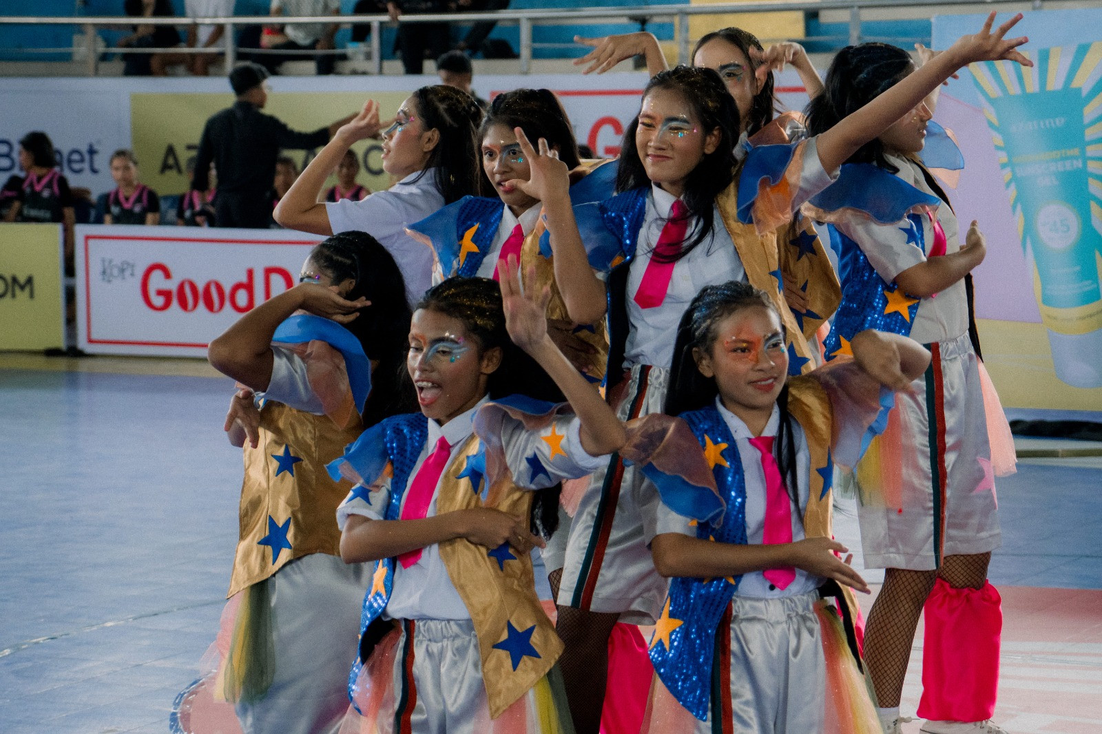 Lucu! Deretan 3 Tim Dance Inspiratif di Azarine DBL Dance Competition Kupang