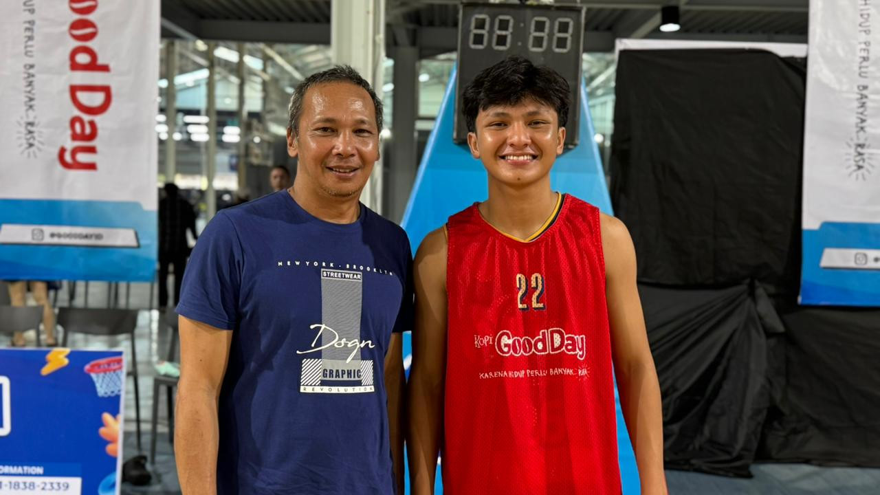 Gregorius Raagabagaspati dengan Sang Ayah