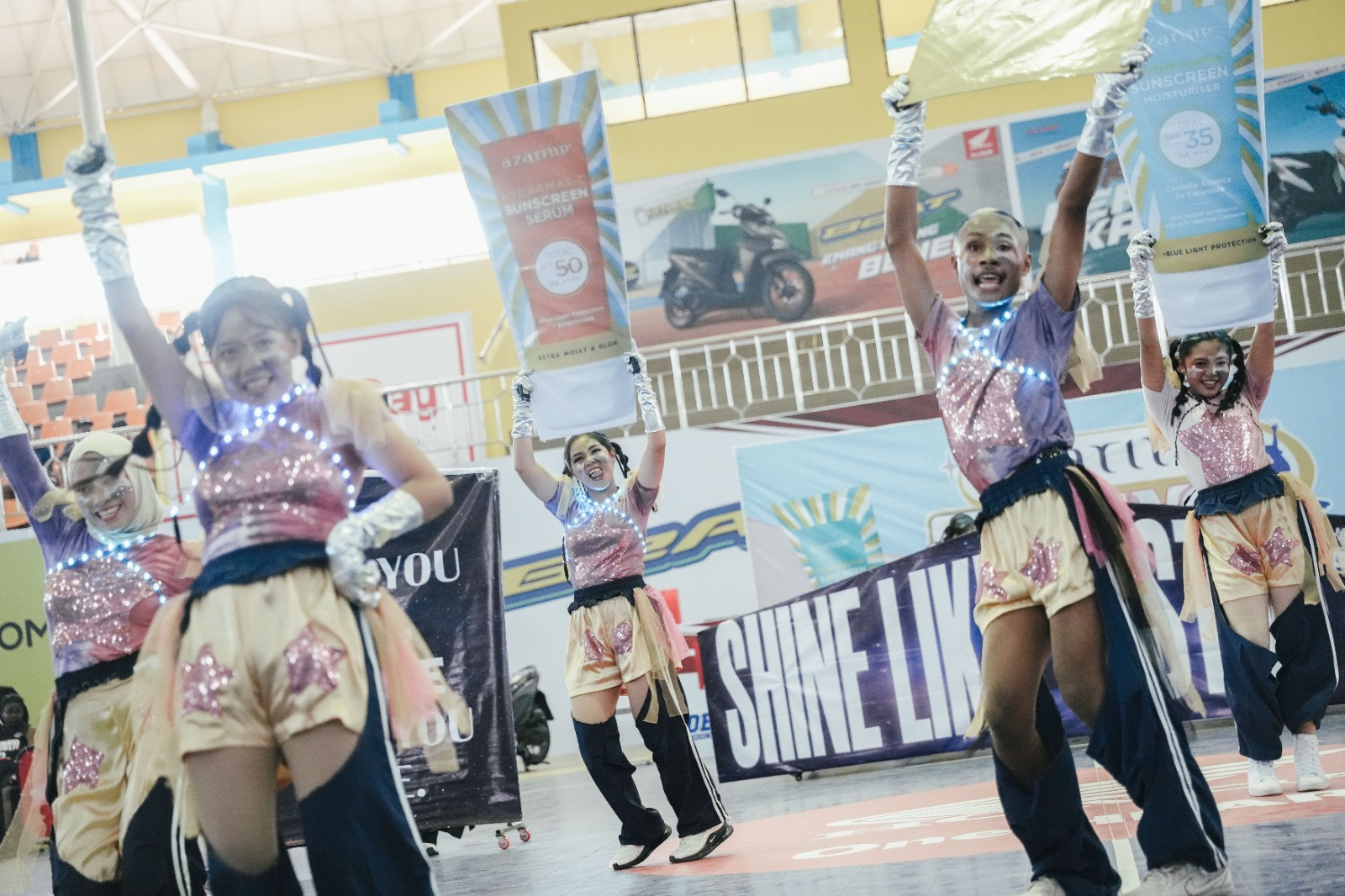 Kamu terlewat penampilan Azarine DBL Dance Competition 2025-2026 Papua? Jangan khawatir, berikut rangkumannya untukmu!