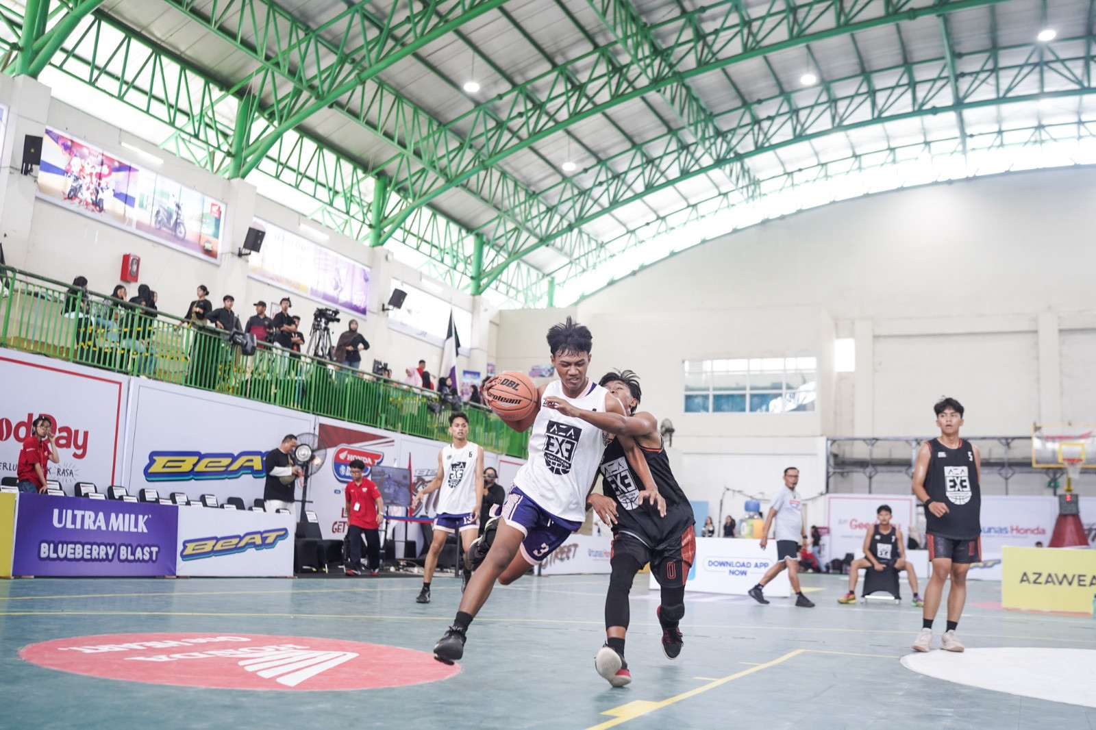DBL Lampung - SMAN 2 Metro - Dwi Putra (MVP)