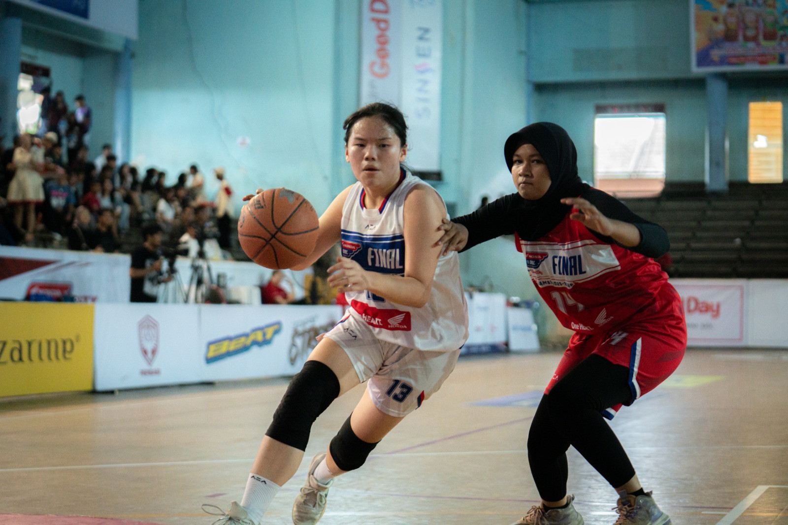 DBL Jambi - Final Putri Suria Harapan School vs SMAN 1 Batang Hari 