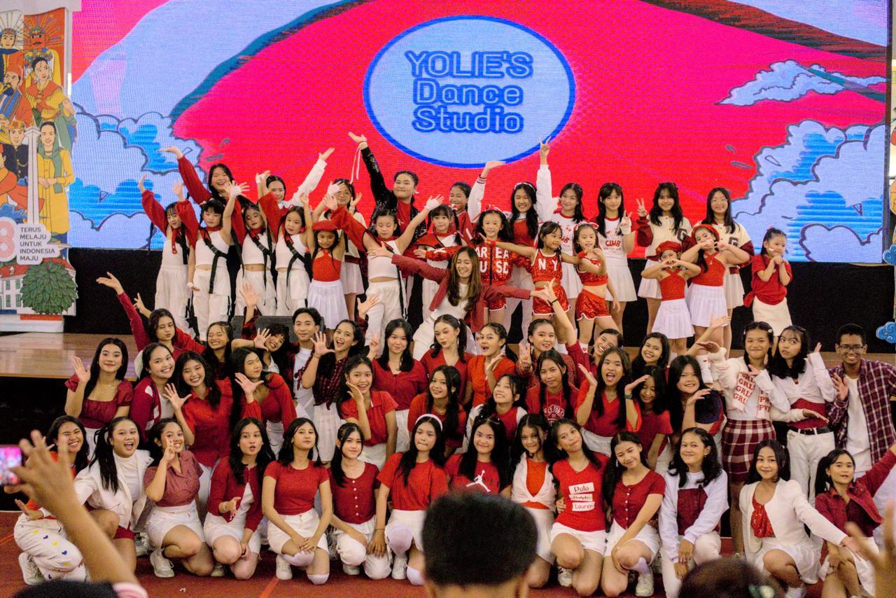 Yolanda Aprieta dan DBL Dance Samarinda