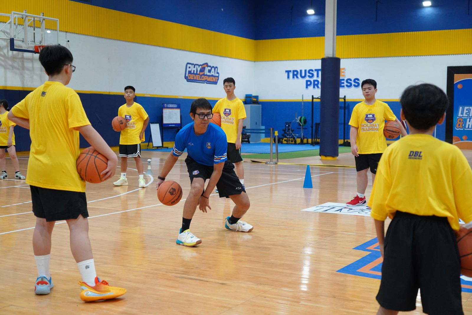 Latihan bersama DBL Academyy