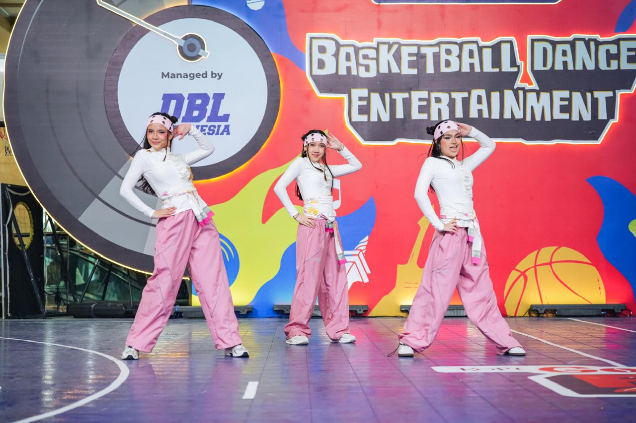 Azarine junior dbl dance competition