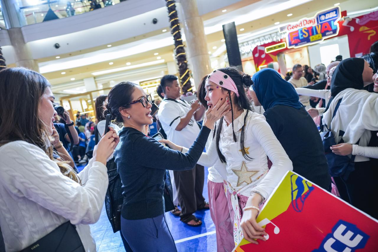 Jenaka mahila sudiro dan mieke amalia