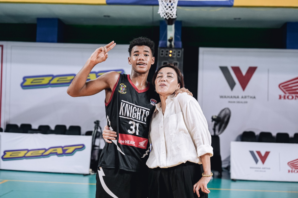 Miracle Christiano dan Liana Rosmasari