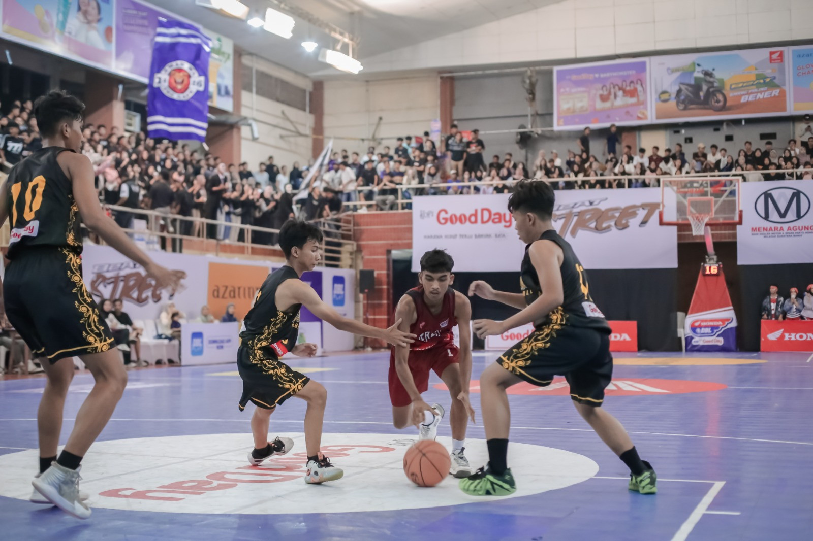 Tiga Gim Seru DBL Padang 2025!