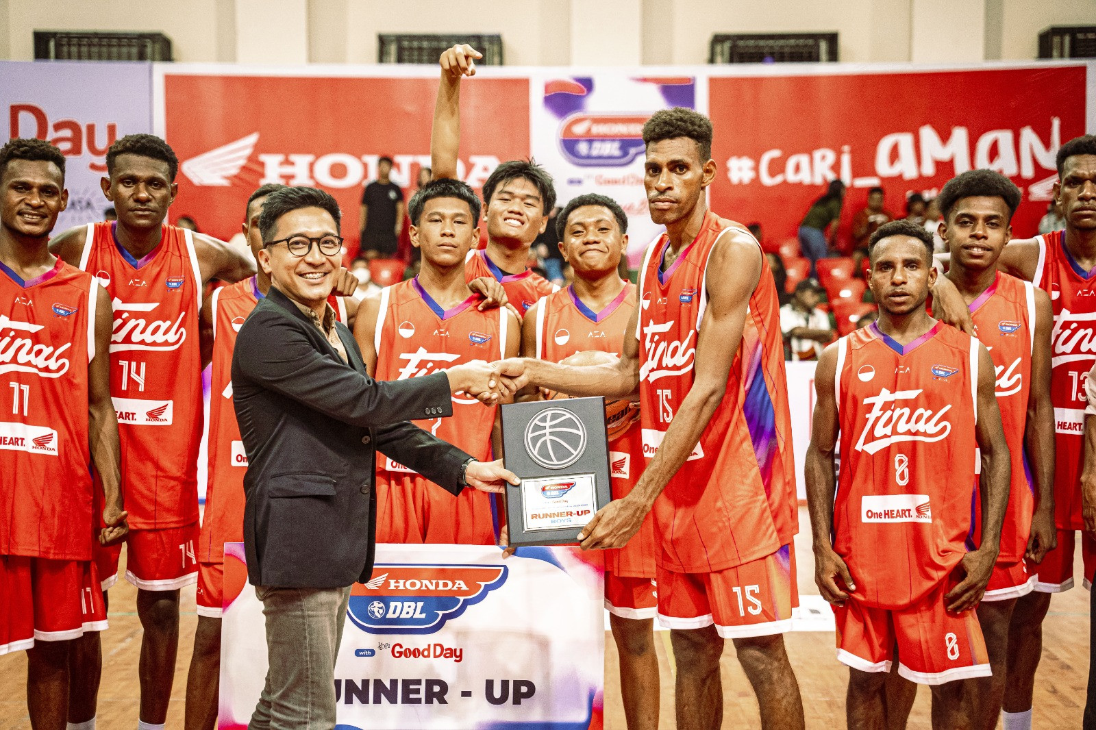 Di Honda DBL with Kopi Good Day Mimpi Anak Indonesia Bertumbuh