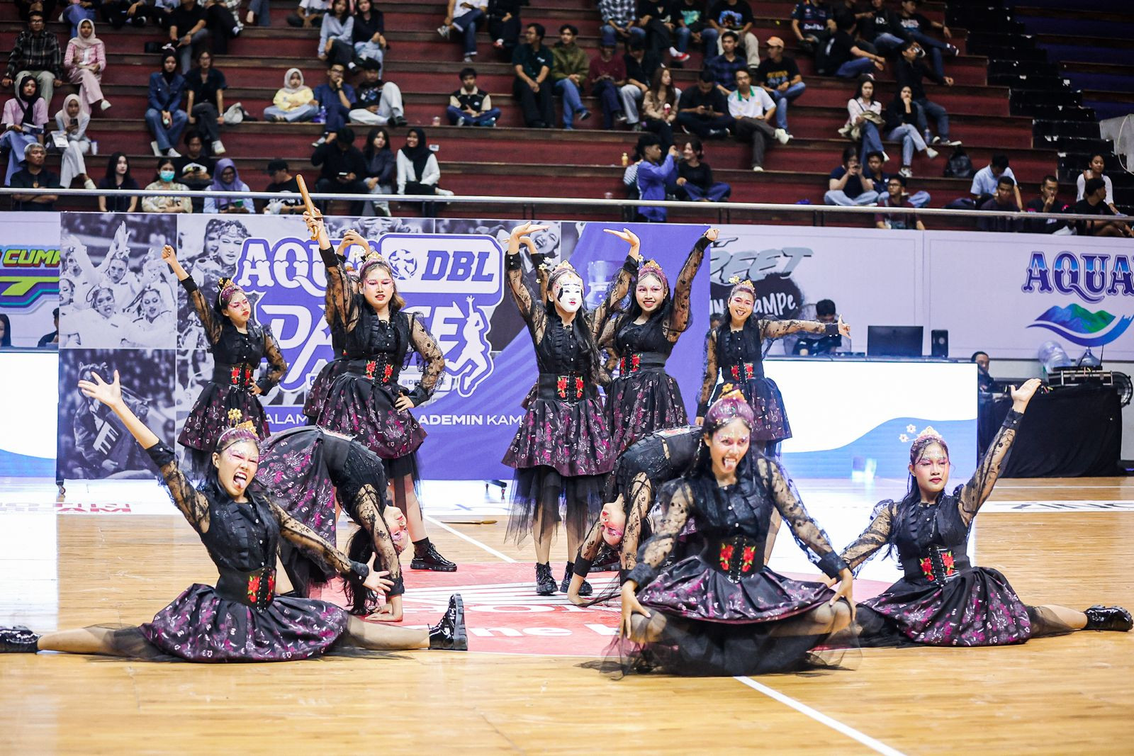 AQUA DBL Dance Competition