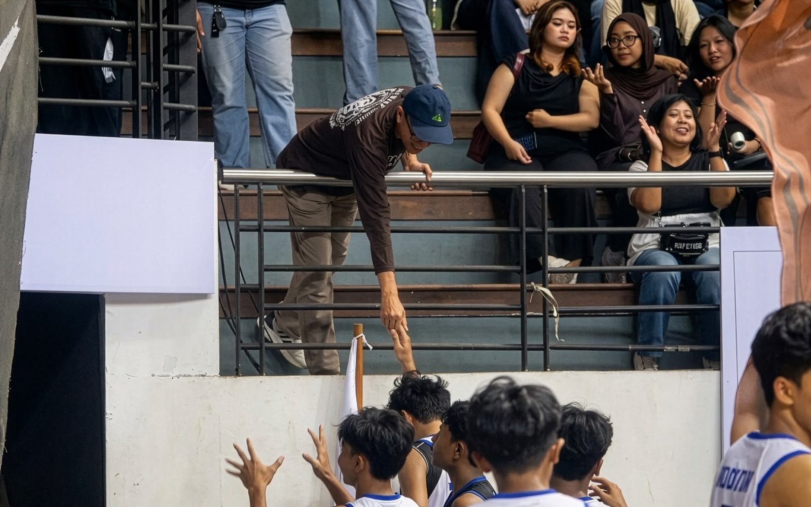 Tentacless kepala sekolah DBL.ID