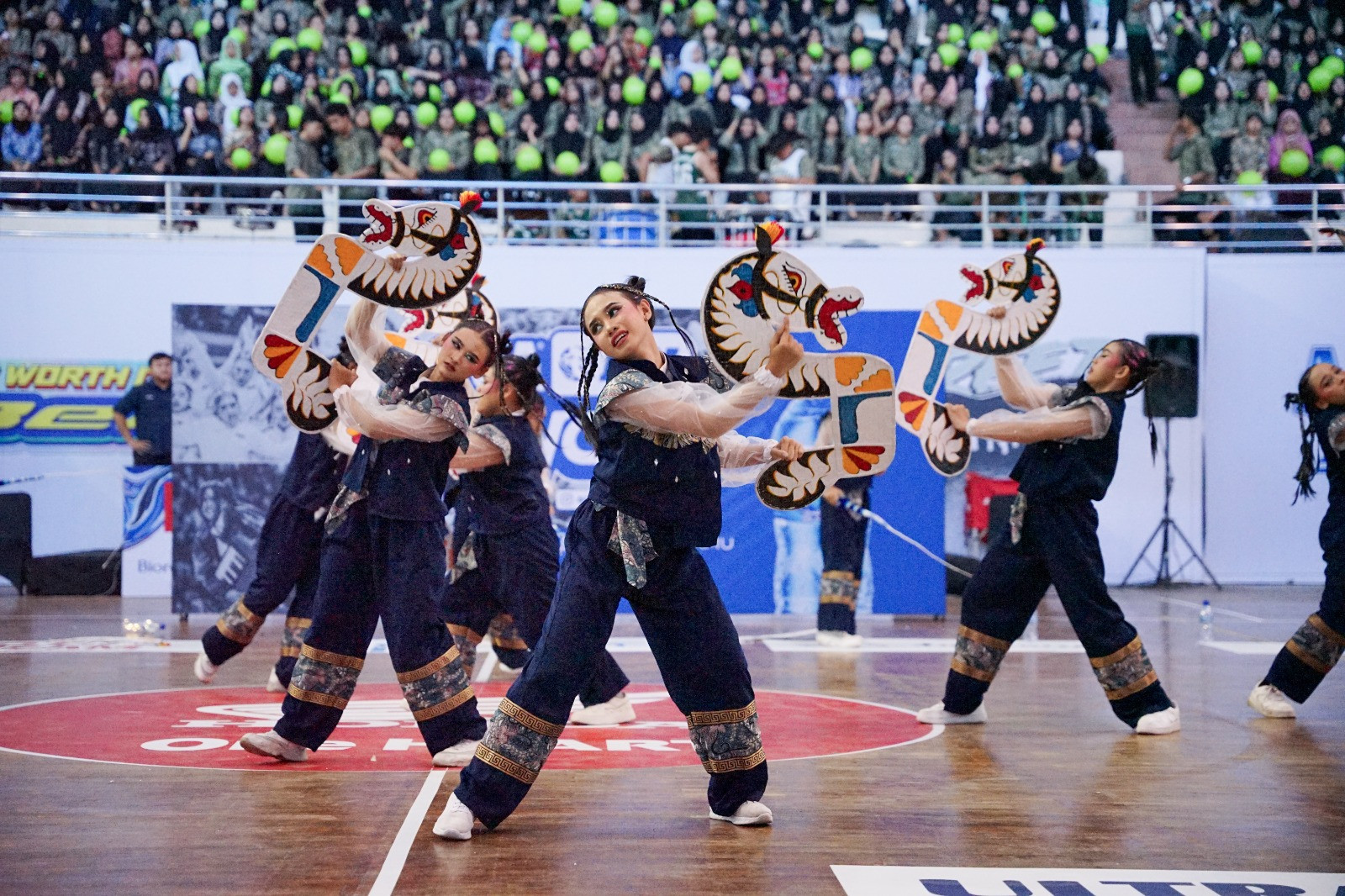 AQUA DBL Dance - SMAN 1 Pasuruan