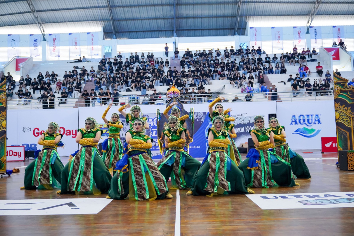 Sma kalam kudus malang