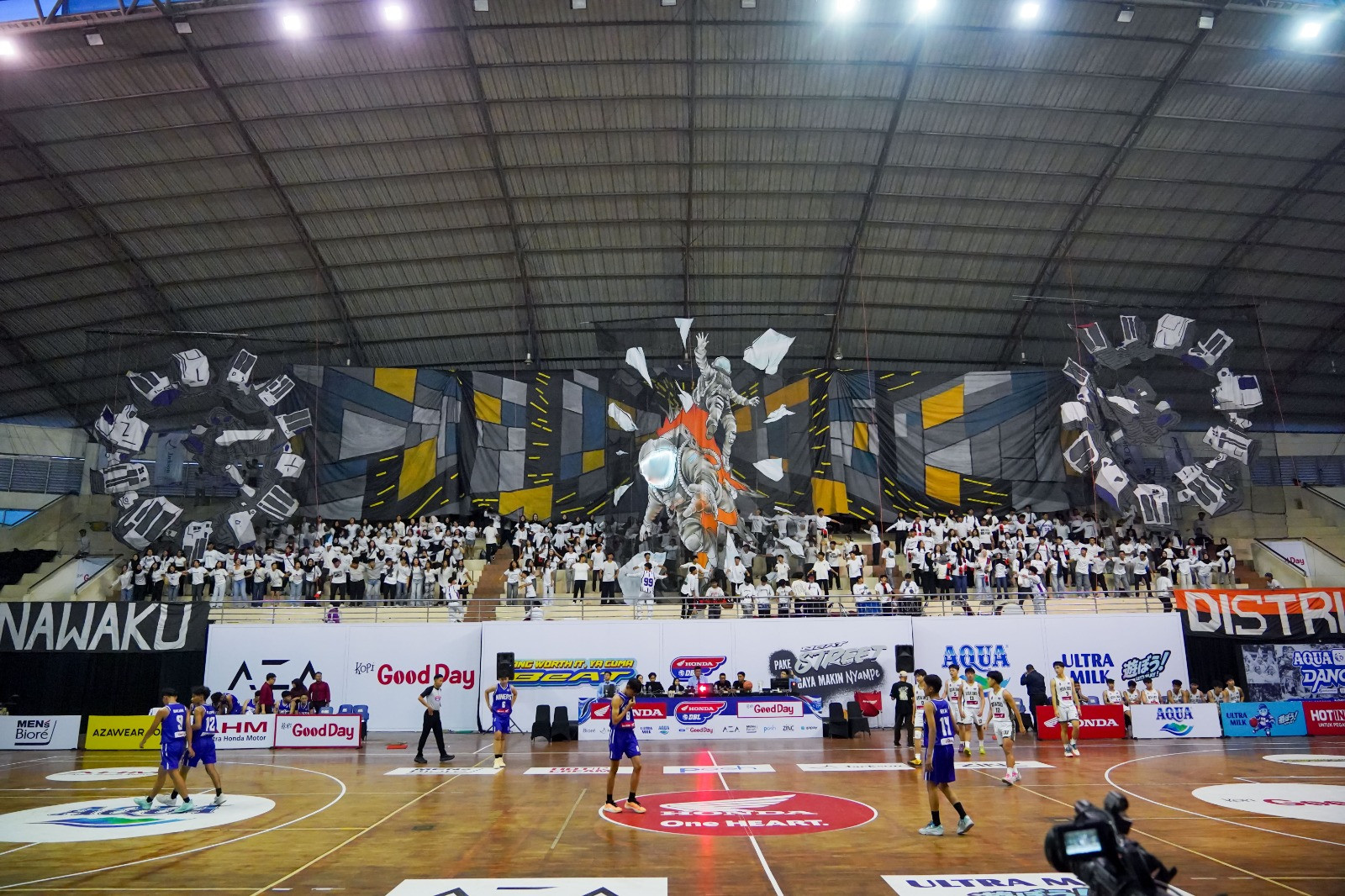 Suporter SMAN 9 Malang