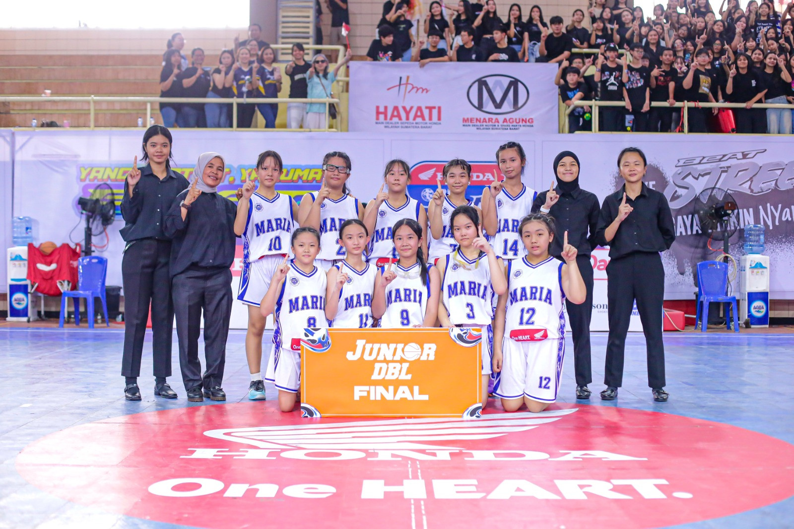 https://www.dbl.id/uploads/post/2026/08/17/Hasil-Junior-DBL-Padang-2026-Putri-SMP-Maria-Padang-dan-Spensa-ke-Final-Party!.jpg