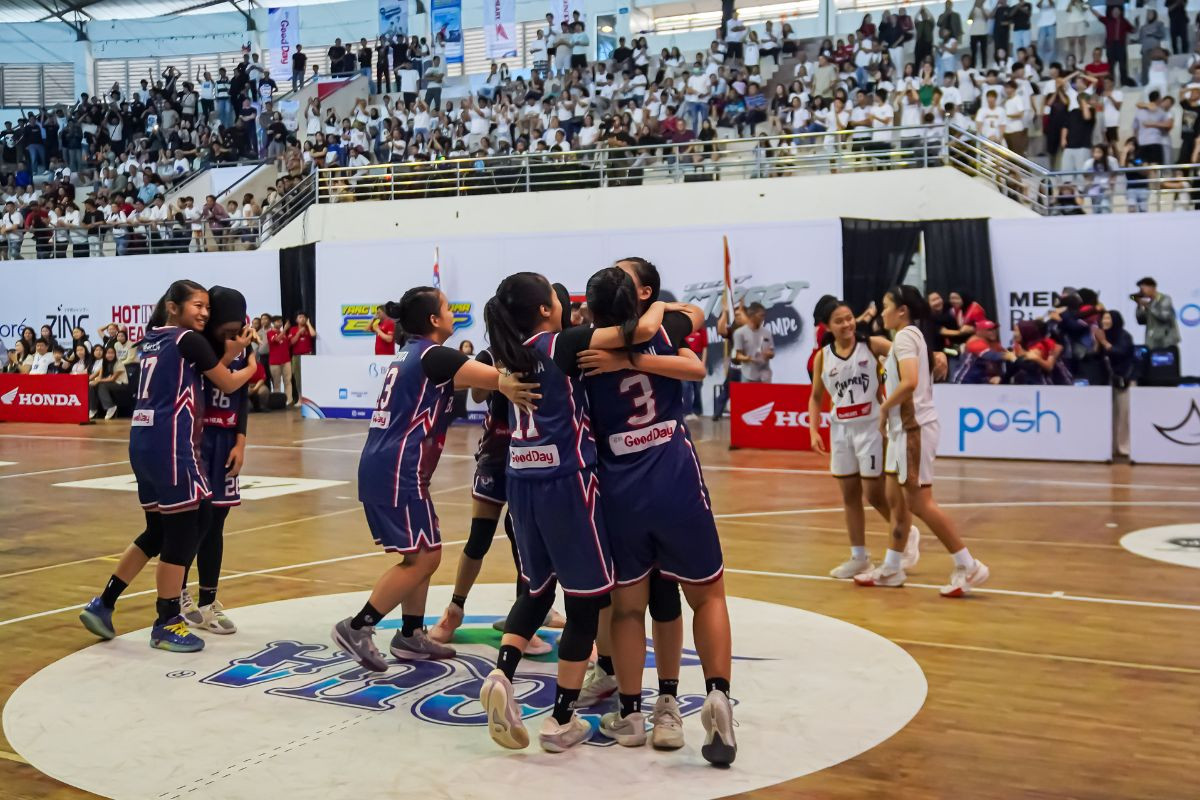 DBL-East-Java-South-SMAN-3-Malang-(PUTRI)-Goes-to-Playoffs