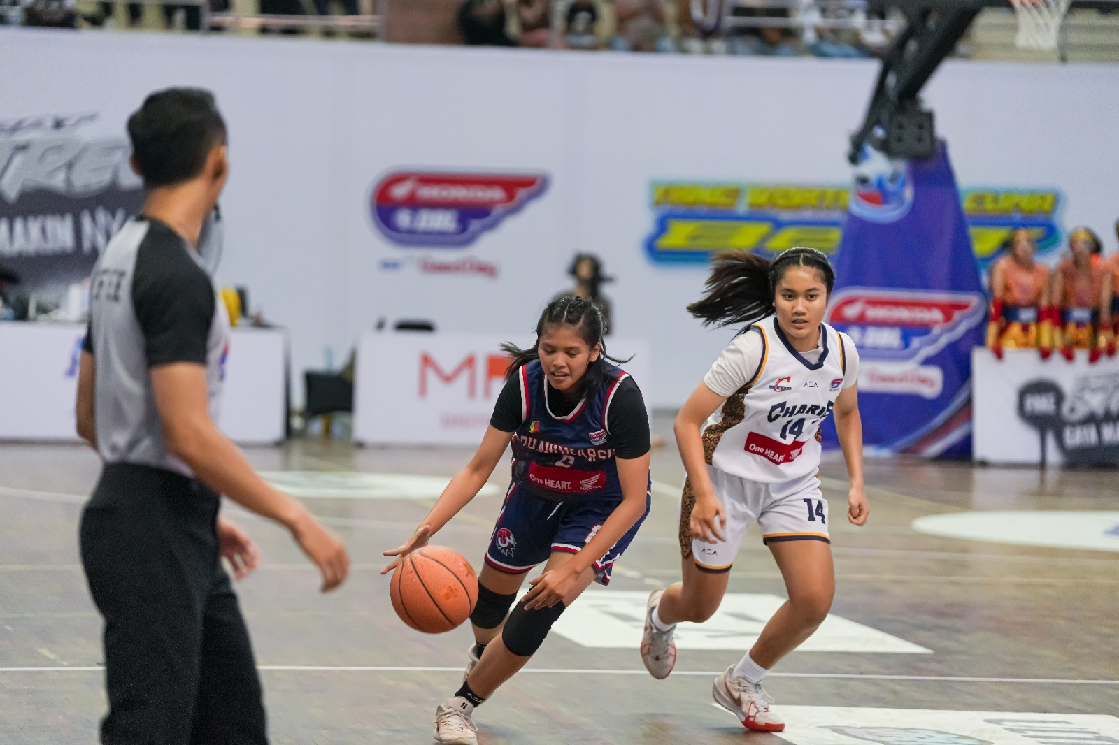 DBL-East-Java-South-SMAN-3-Malang-(PUTRI)-Goes-to-Playoffs