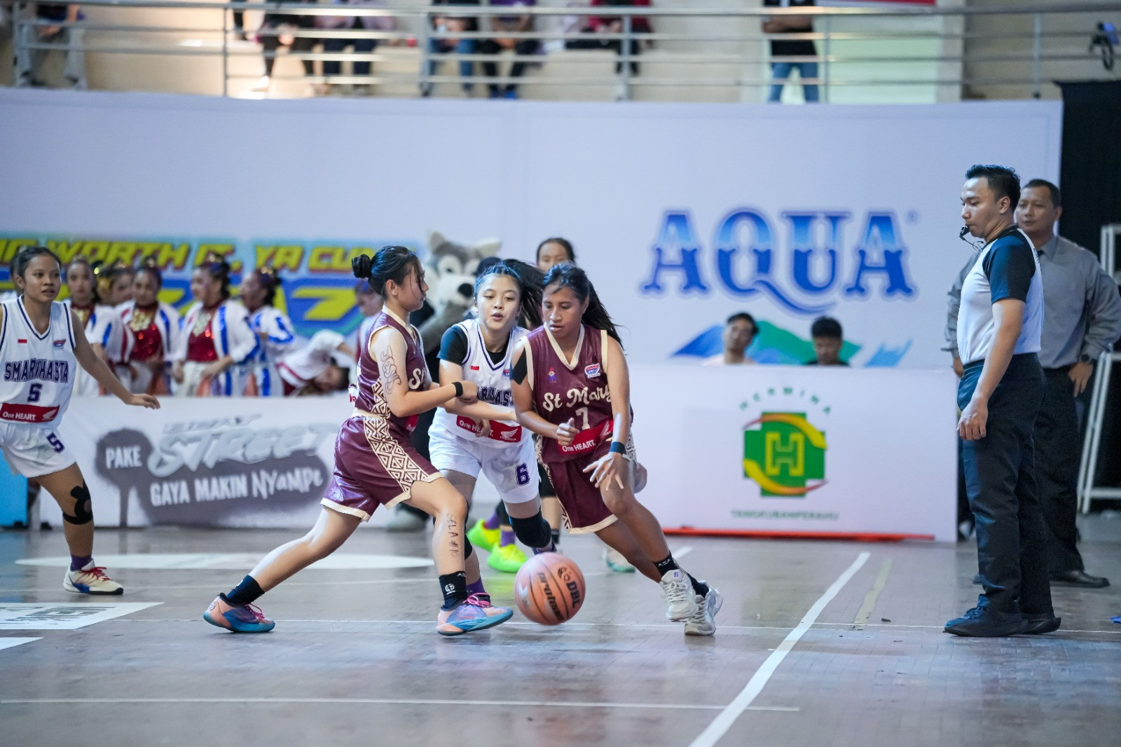 DBL East Java-South - SMA Santa Maria Malang - Gishela Evelin