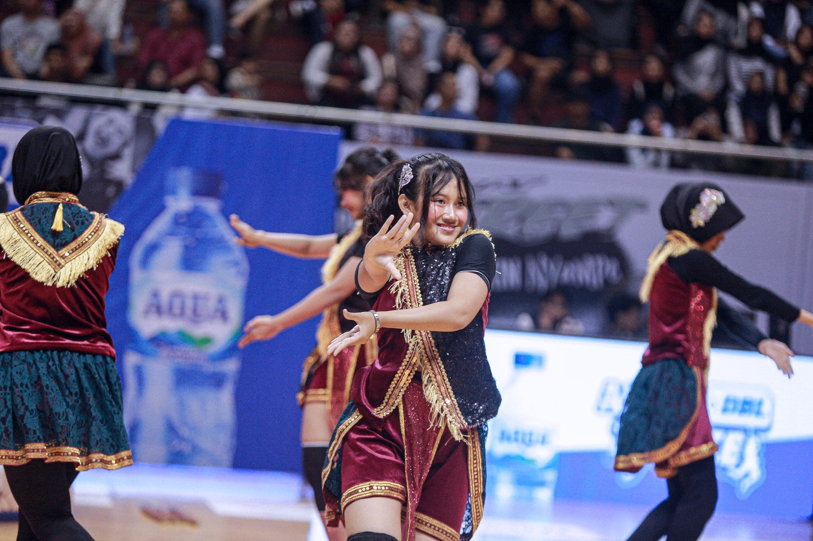 Penampilan Freedom Squad di DBL Arena Surabaya